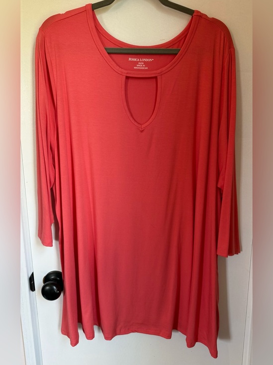 Jessica London Tops - Jessica London Coral Keyhole 3/4 Sleeve Tunic - Size 26/28